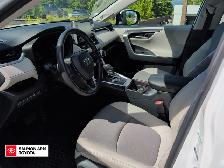 2019 Toyota RAV4 Hybrid Limited HYBRID LIMITED, ONE OWNER, NE... - Photo 13