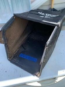 various lawnmower rear baggers/ sizes on pictures/25.00 each - Photo 3