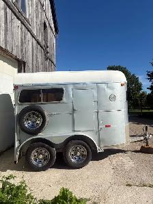 2 Horse Bumper Pull Trailer