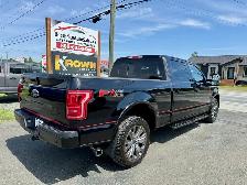 2017 Ford F-150 LARIAT! CLEAN CARFAX! FX-4! PANO ROOF! SUPERCREW - Photo 3