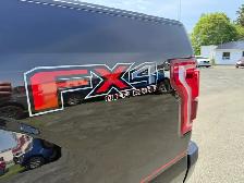 2017 Ford F-150 LARIAT! CLEAN CARFAX! FX-4! PANO ROOF! SUPERCREW - Photo 13