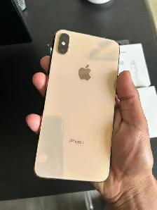 iPhone XS MAX 256GB Unlocked - Mint Condition! - Photo 3