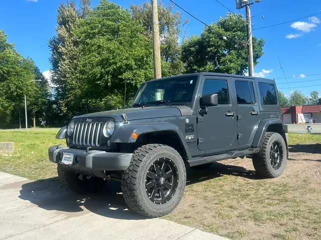 2016 Jeep Wrangler Sahara 4WD