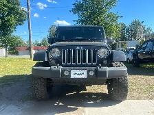2016 Jeep Wrangler Sahara 4WD - Photo 2