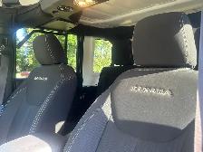2016 Jeep Wrangler Sahara 4WD - Photo 7