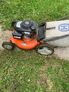 Husqvarna Lawnmower - Photo 2