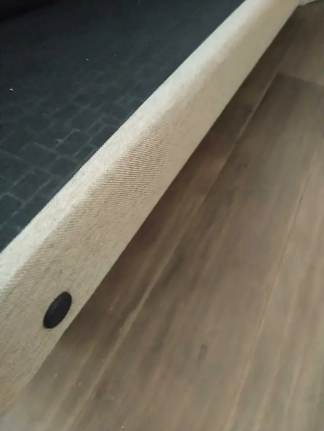 lit simple (pas matelas)