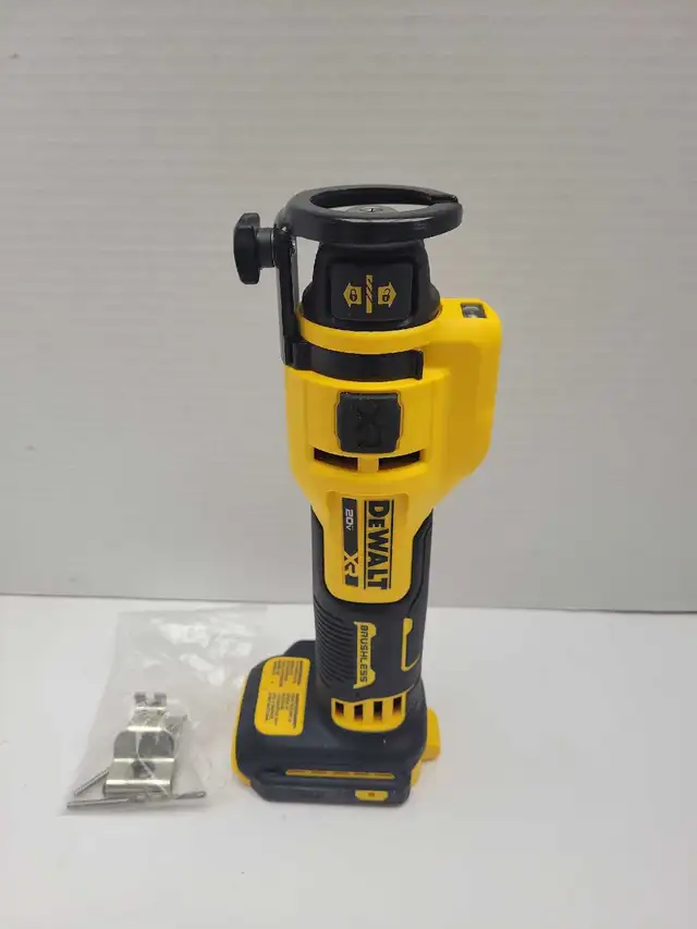 Dewalt DCE555 20v Cut-out Tool Only