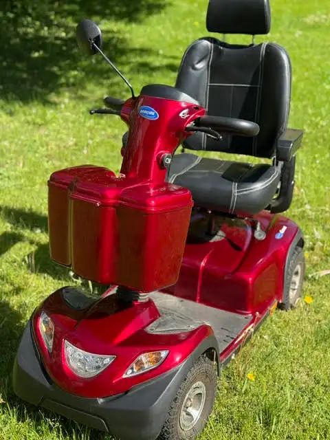INVACAR  mobility scooter excellent condition  for $950