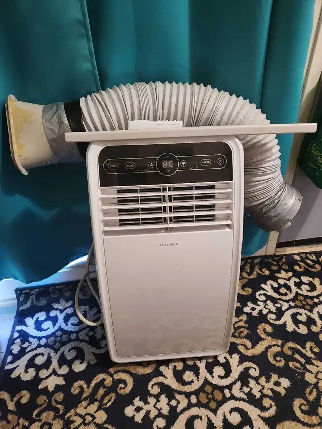 3 IN 1 (8000) BTU AIR CONDITIONER WITH USED HOSE KIT