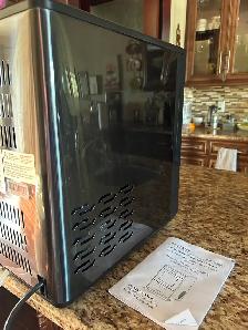 Ice Maker - Photo 2