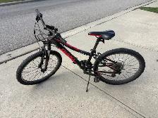 Giant Aluxx XTC jr 24" Mountain Bike - Photo 2