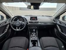 2018 Mazda 3 hatchback - Photo 4