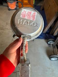 6" recessed retrofit Halo pot lights - Photo 5