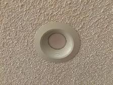 6" recessed retrofit Halo pot lights - Photo 7
