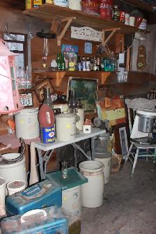 Shed of antiques - Photo 3