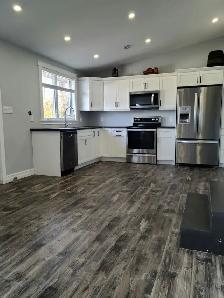 Beach House For Rent - Photo 2