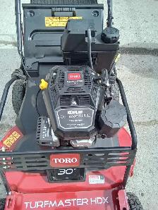 Toro Lawnmower - Photo 2