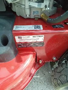 Toro Lawnmower - Photo 3