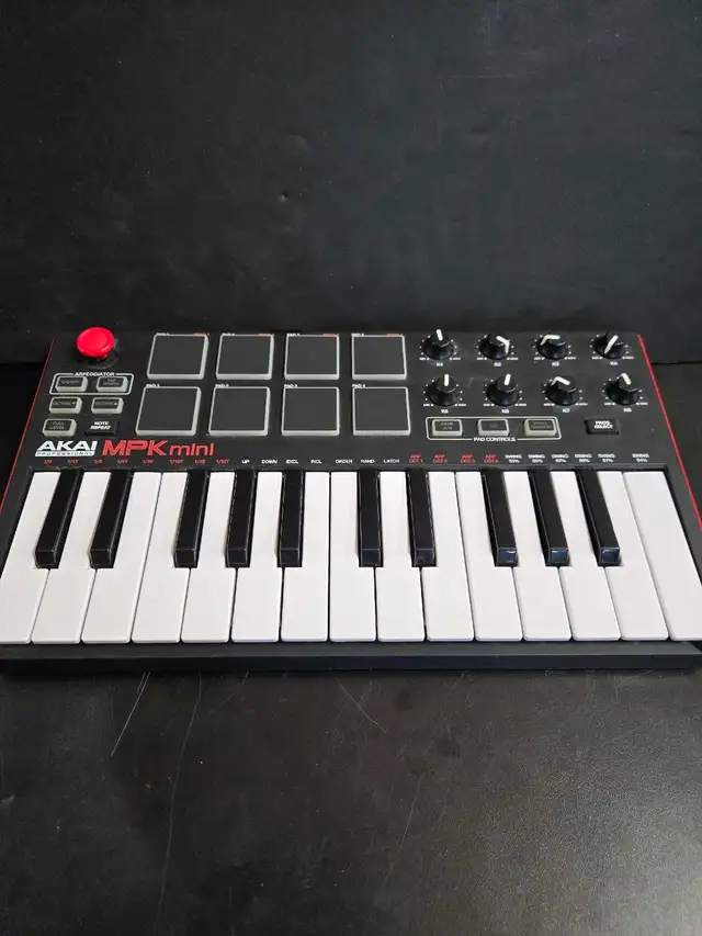 Akai MPK Mini With Box