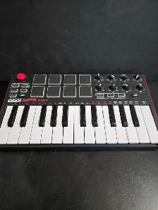 Akai MPK Mini With Box