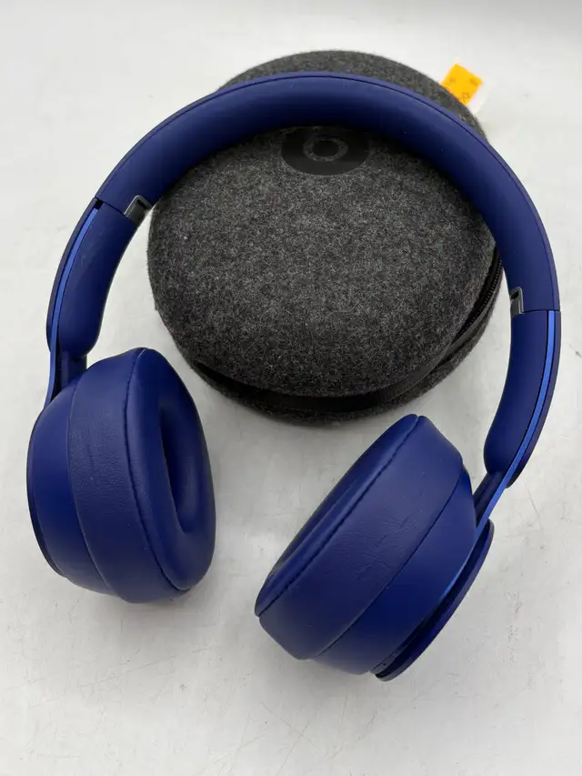 Blue Beats Solo Pro Wireless Headphones with Soft Case