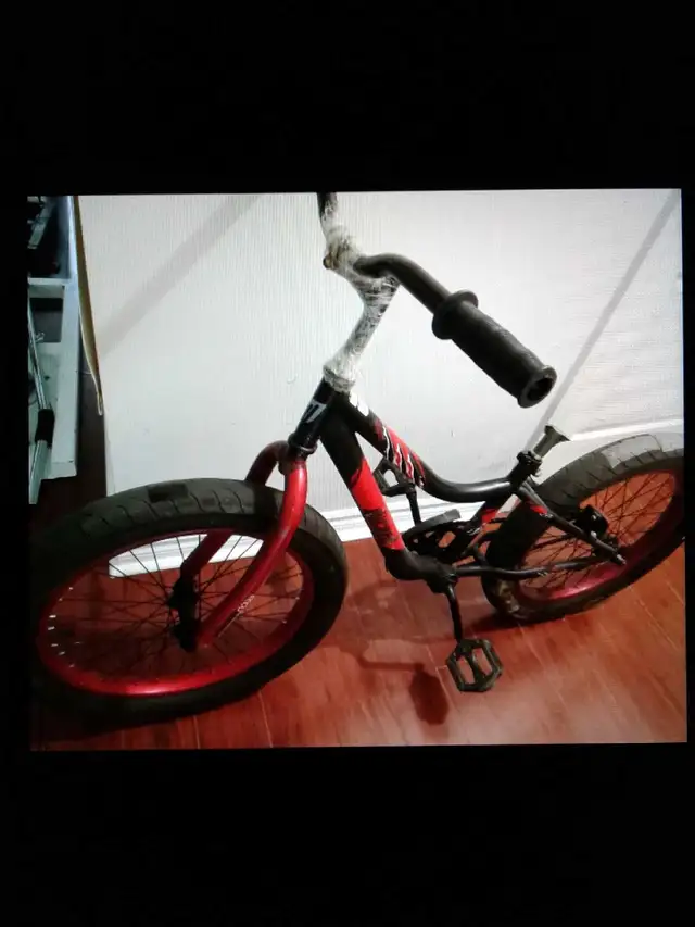 KIDS FAT TIRE BIKE for best offer or trade