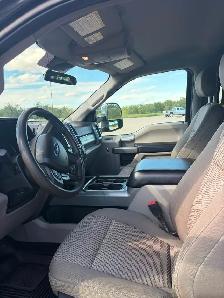 Well maintained, low km, 2020 F-250 - Photo 5