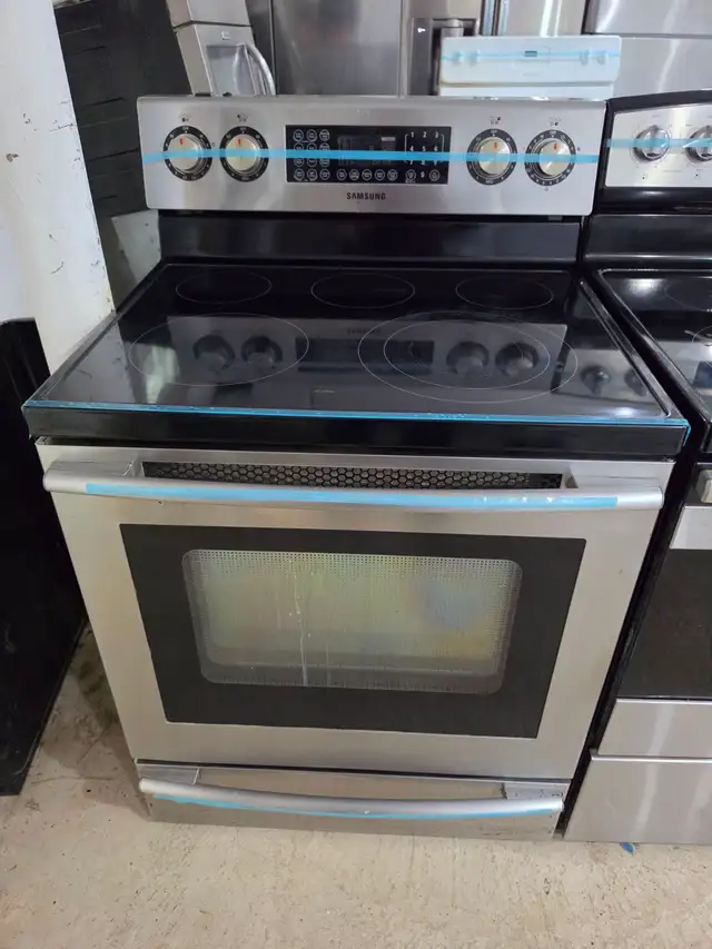 Samsung 30' Stainless Steel Electric Ceramic Top Stove Oven