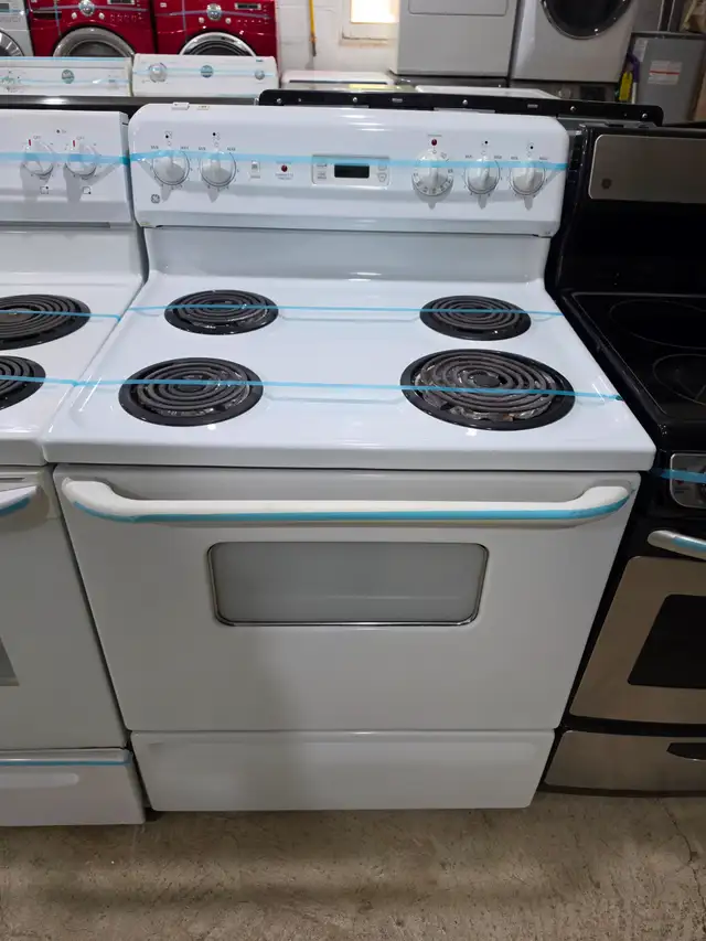 GE 30' White Electric Coil Top Stove Oven Range CAN DELIVER
