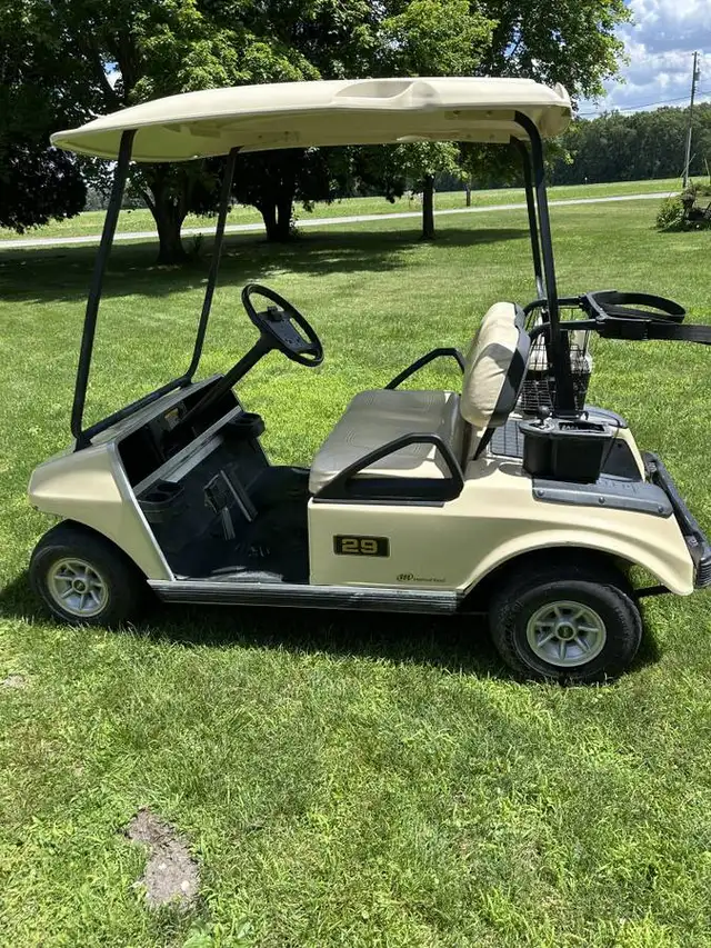 2011 Gas club car DS golf cart