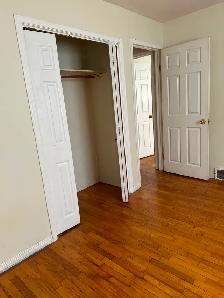Large 3-bedroom apartment - non-smoking - Photo 10
