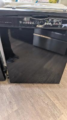 Black Kenmore Dishwasher - Photo 2