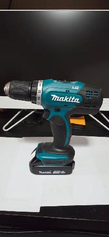 MAKITA DRILL COMBO - AS NEW