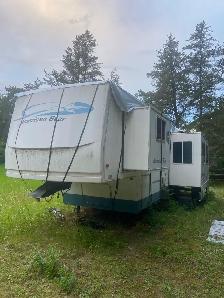 2002 American Star 5th wheel Holiday Trailer - Photo 2