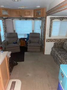 2002 American Star 5th wheel Holiday Trailer - Photo 8