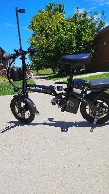 E bike like brand new - Photo 3