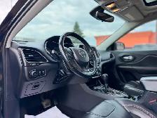2021 JEEP CHEROKEE TRAILHAWK ELITE 3.2L V6 4X4 - ACCIDENT FREE - Photo 11