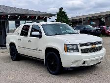 2013 Chevrolet Avalanche 4WD Crew Cab LTZ BLACK DIAMOND EDITION - Photo 3