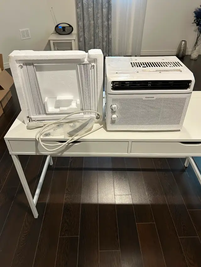Air climatisé pour fenêtre Toshiba 5000 btu