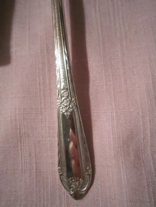 #68-29B   COTILLIAN silverware set for 8