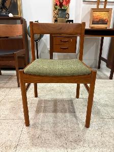 Vintage Teak Dining Chairs - Set of 4 - Free Delivery! - Photo 2