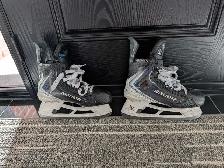 Bauer Vapour Hyperlite 2 Skates - Size 8 Fit 1