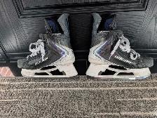 Bauer Vapour Hyperlite 2 Skates - Size 8 Fit 1 - Photo 3