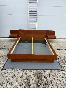 Vintage Teak Queensize Bed - Free Delivery! - Photo 2