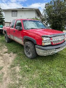 2003 Chevy Silverado - Photo 2
