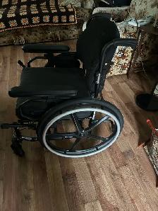 New Wheelchair - Photo 4