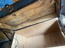 Hudson Bay antique trunk - Hudson Bay tag - Photo 2