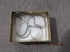 Ladies neckchain