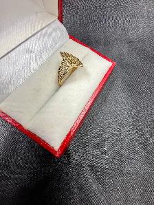 Women's 10K Gold Ring~Size 6 - Photo 2